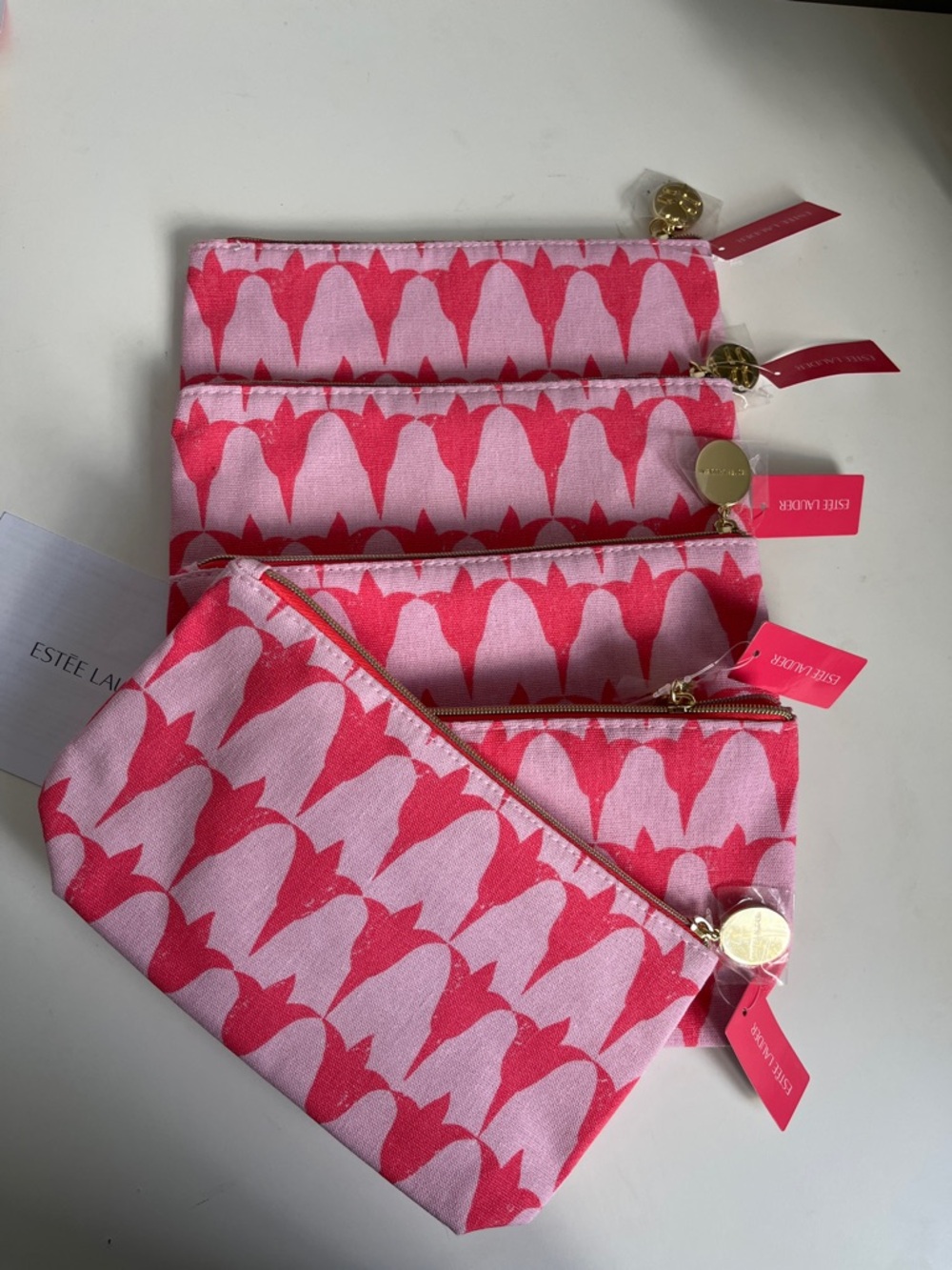 5/19$ Estée Lauder Pink & Hot Pink Tulip Print Cosmetic Pouch